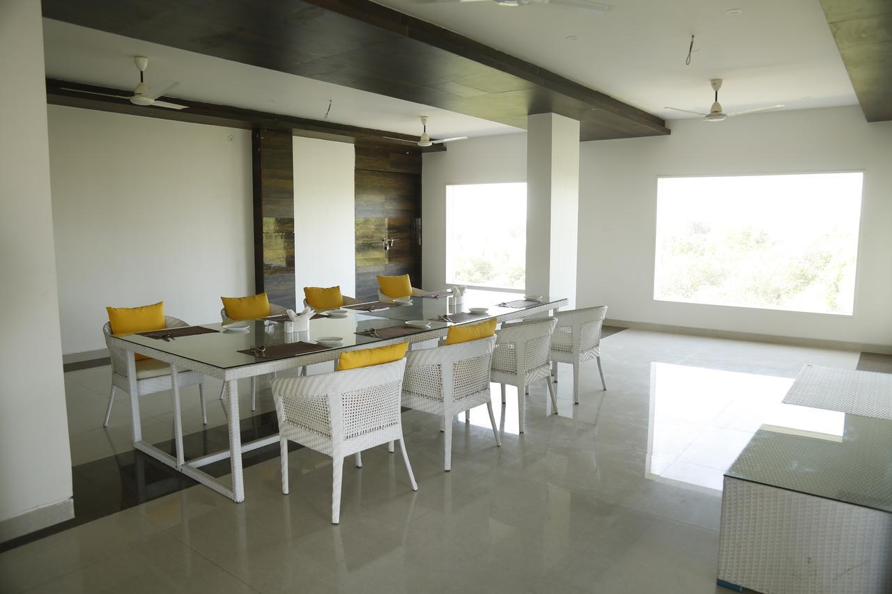 Silver Estate Resort Tikamgarh Exteriér fotografie